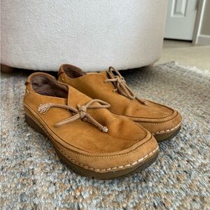 Teva noosa nubuck brown leather lace up shoes